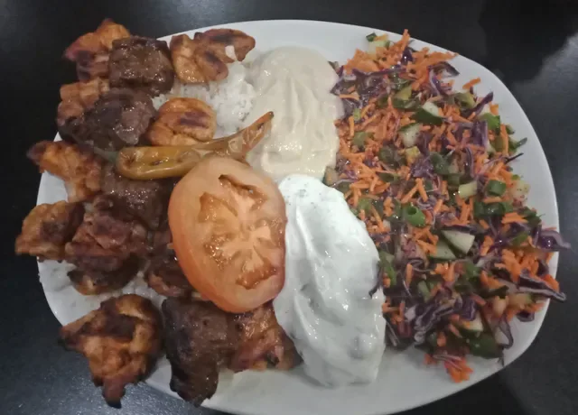 Roxy Kebabs & Cafe Coolaroo