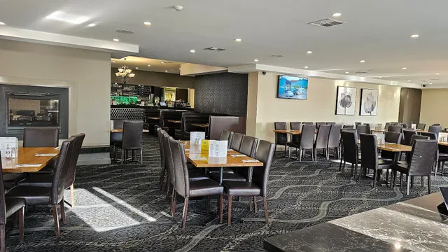 Royal Hotel