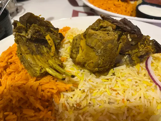 Roza Restaurant Mandi
