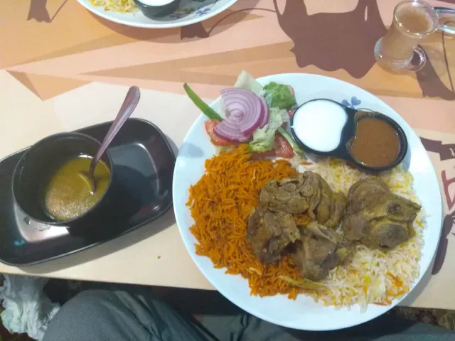 Roza Restaurant Mandi