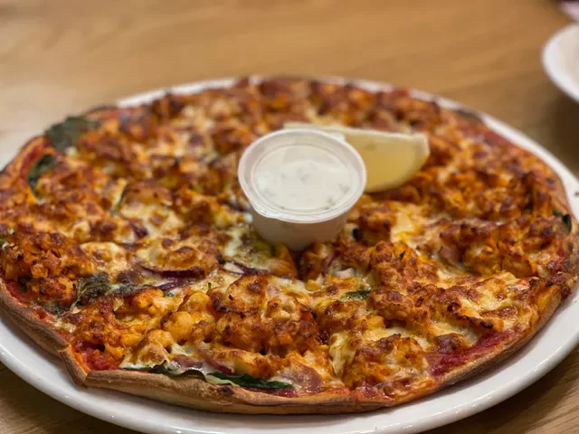 Roza’s Kitchen - Pizza, Burgers, Pasta