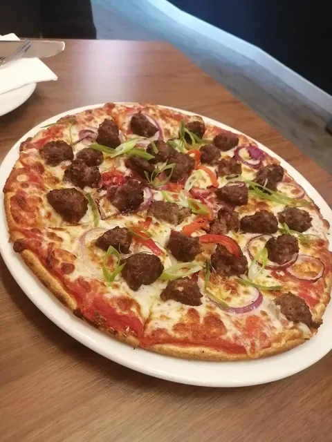 Roza’s Kitchen - Pizza, Burgers, Pasta