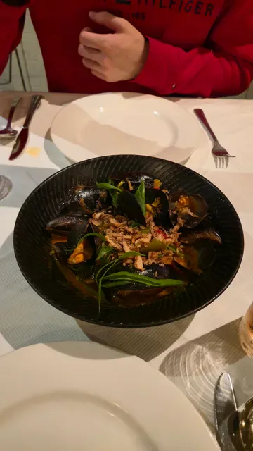 RST Seafood Restaurant