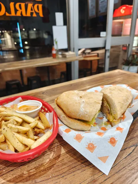Rusty's Sandwich Parlour
