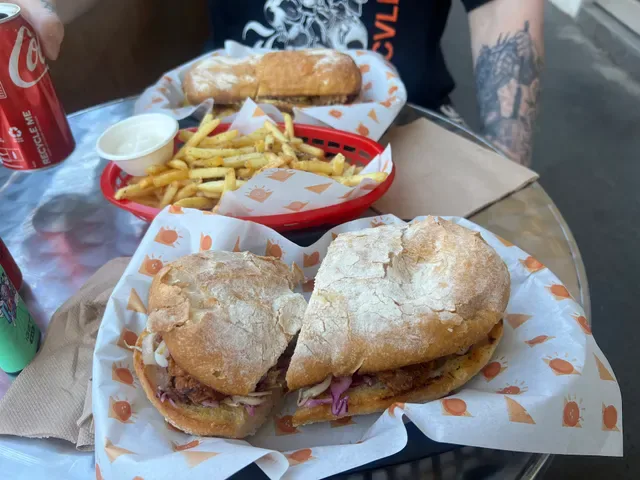 Rusty's Sandwich Parlour