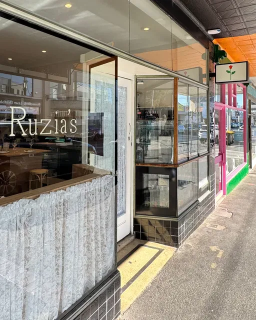 Ruzia's Wine