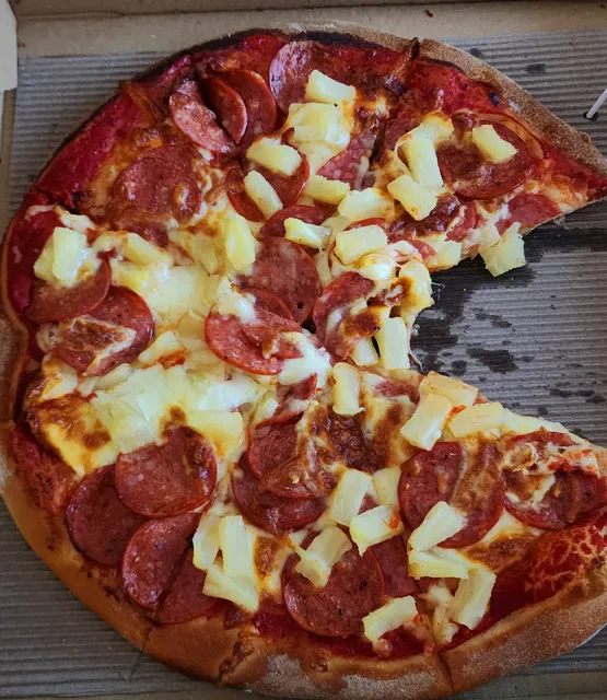 Sabatino Woodfired pizzeria