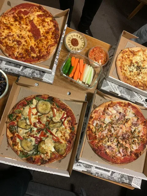 Sabatino Woodfired pizzeria