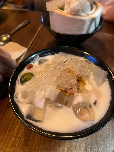 Saigon Desserts