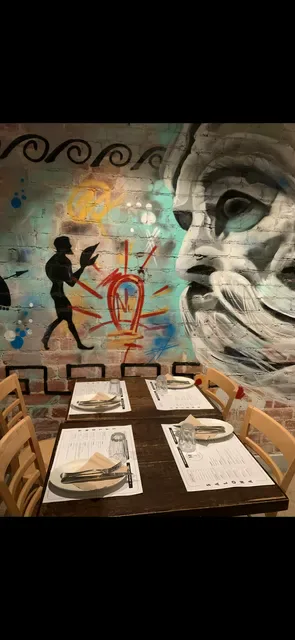 SALONA | 260A SWAN ST RICHMOND | Est. 1969