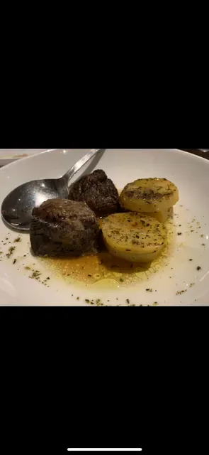 SALONA | 260A SWAN ST RICHMOND | Est. 1969