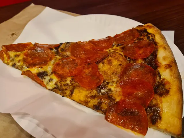 Sal's Authentic New York Pizza - Flinders Lane