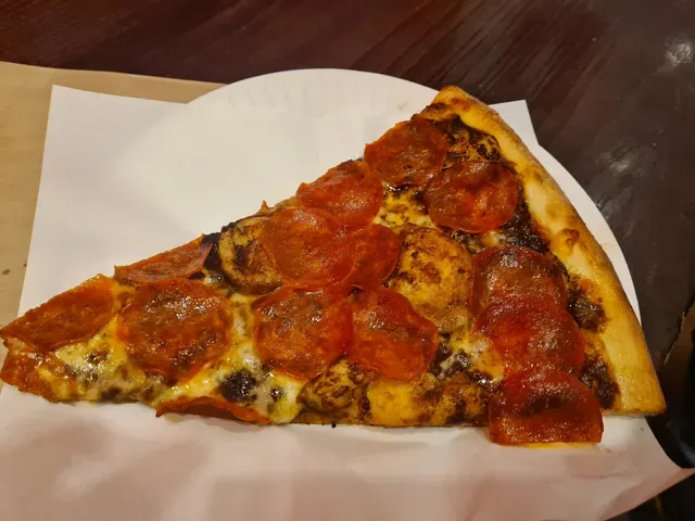 Sal's Authentic New York Pizza - Flinders Lane