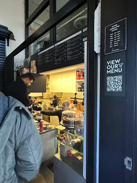 Saluministi Flinders Lane