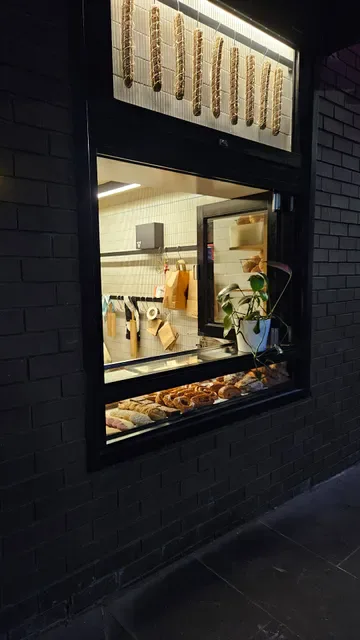 Saluministi Flinders Lane