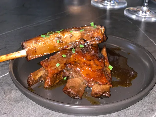 Saros Bar & Dining