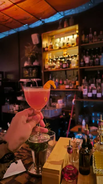 Seamstress Restaurant and Bar
