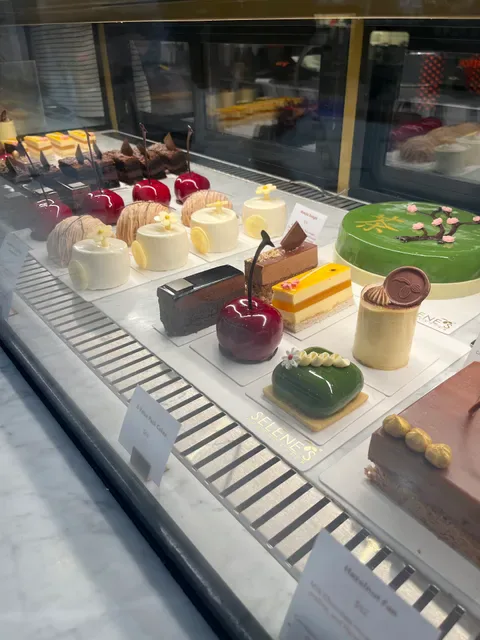 Selene's Chocolate Cafe