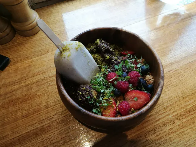 Serotonin Eatery