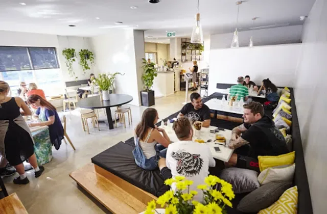 Serotonin Eatery