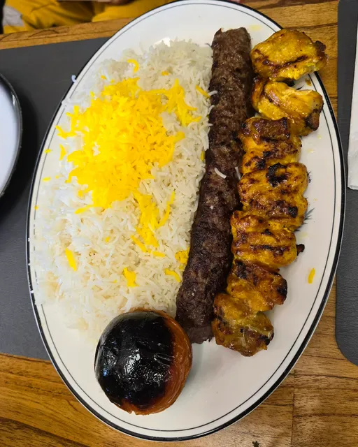 Shahkar Restaurant & Cafe