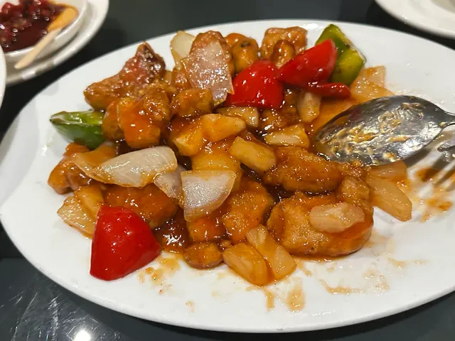 Shark Fin Inn