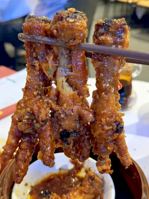 Shark Fin Inn