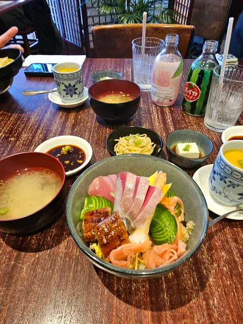 Shira Nui Japanese Restaurant