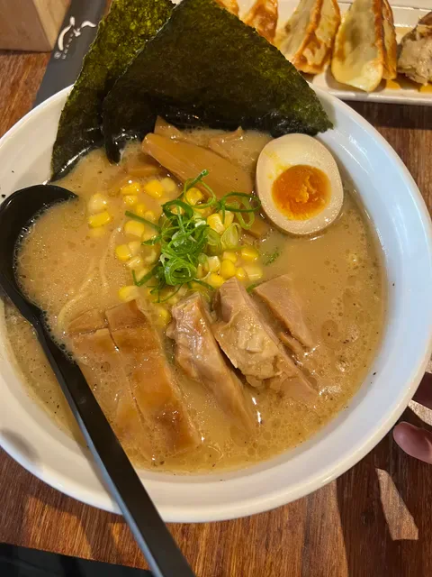 Shyun Ramen Bar