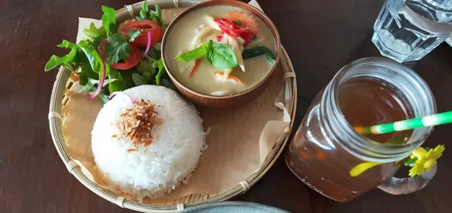 Siam Taste Thai Restaurant