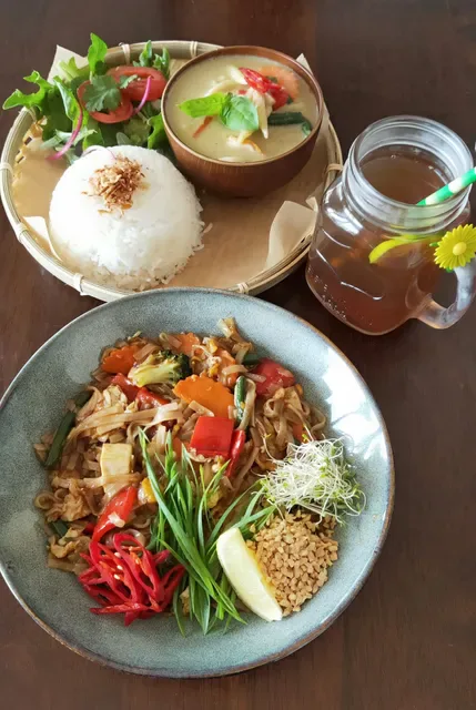 Siam Taste Thai Restaurant