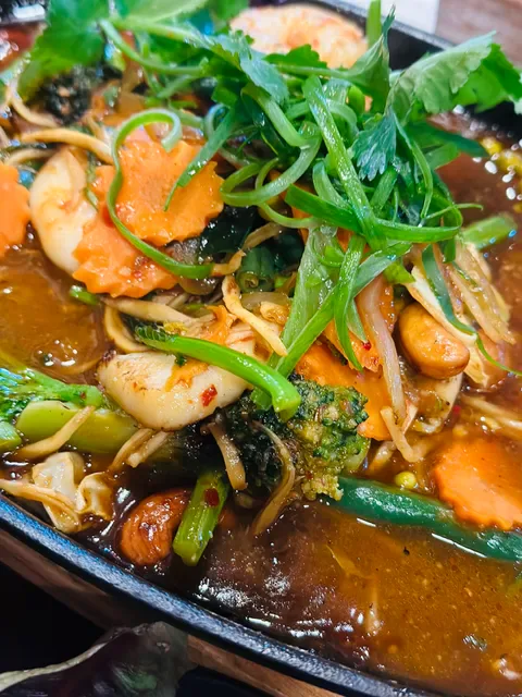 Siam Taste Thai Restaurant