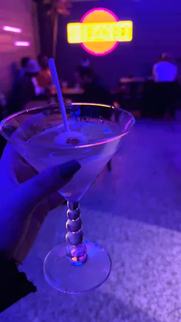 Side Street Lounge