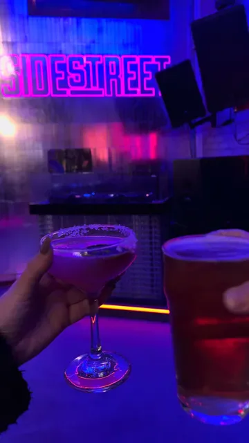 Side Street Lounge
