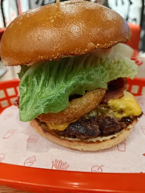 Sideshow Burgers Cranbourne