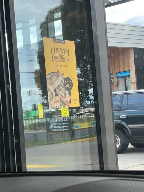 Sienna's Drive Thru