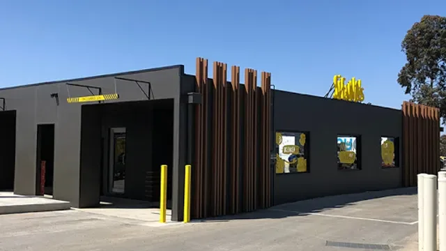 Sienna's Drive Thru