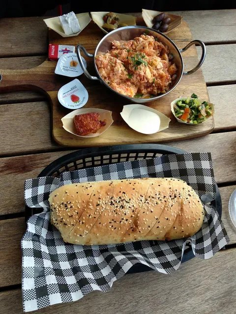 Siesta Cafe & Deli