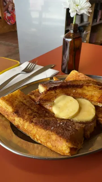 Skinnys Eatery