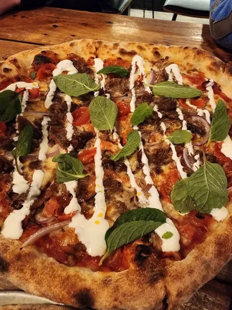 Small Print Pizza Bar
