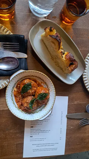 Smith + Daughters