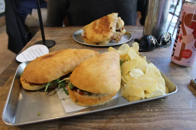 Smith & Deli