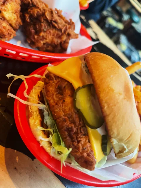 Sonnys Fried Chicken & Burgers