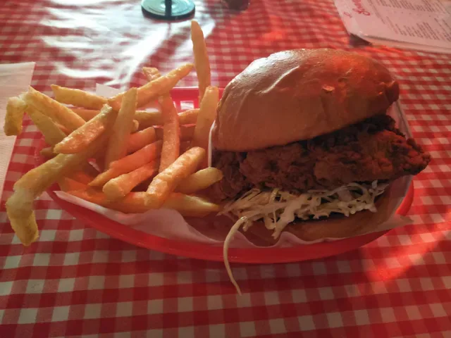 Sonnys Fried Chicken & Burgers