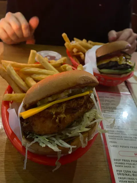 Sonnys Fried Chicken & Burgers