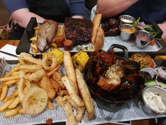 Sons of Manor- Restaurant Bar