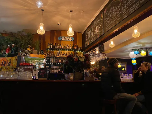 Sooki Lounge