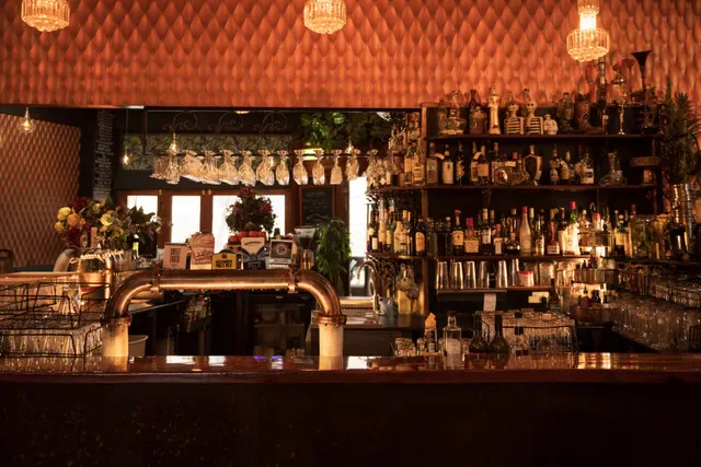Sooki Lounge