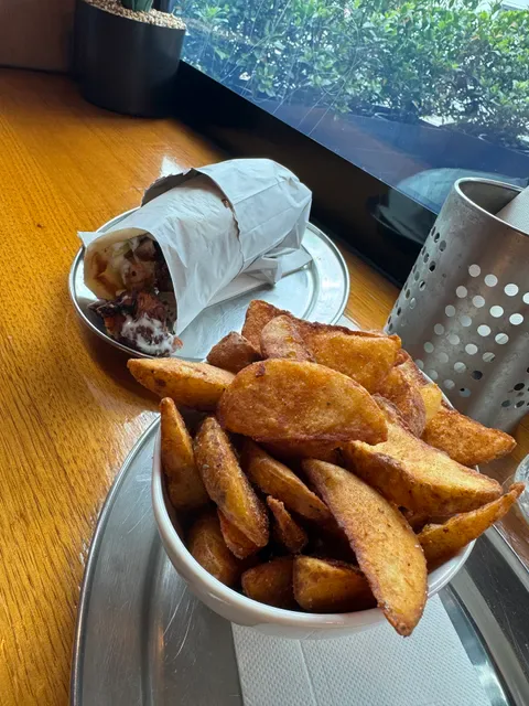 Spinner's Souvlaki Bar And Grill