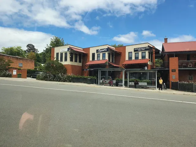 Spinner's Souvlaki Bar And Grill